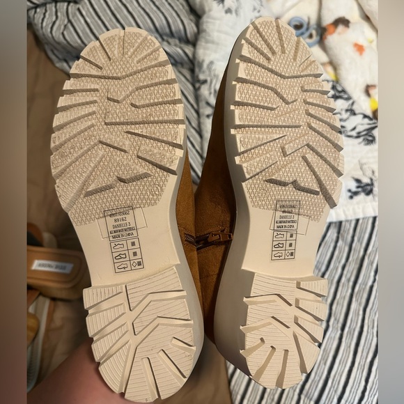 Boutique Pierre dumas boots - Picture 2 of 2